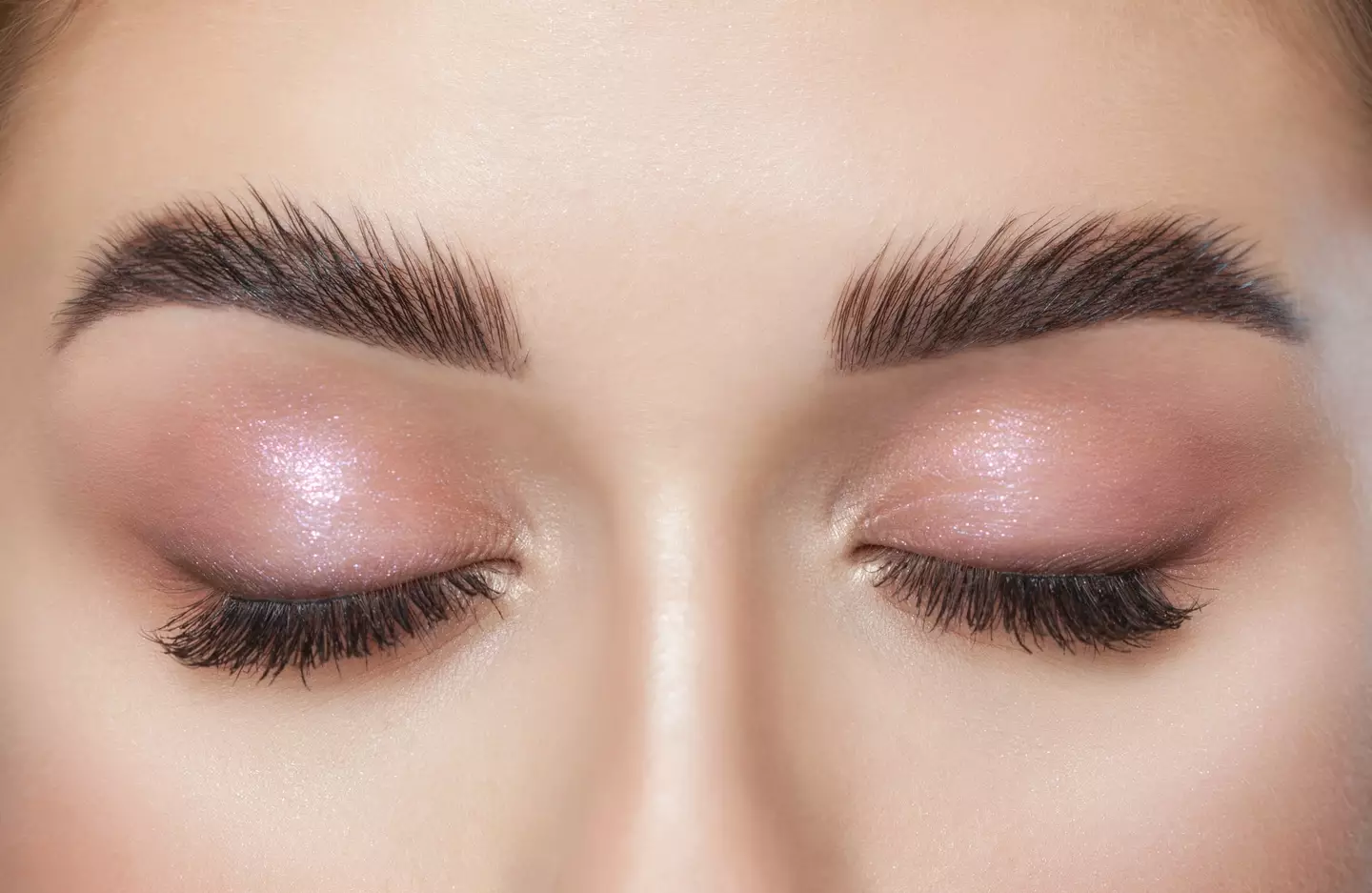Perfectly groomed eyebrows could be an indicator of narcissism.