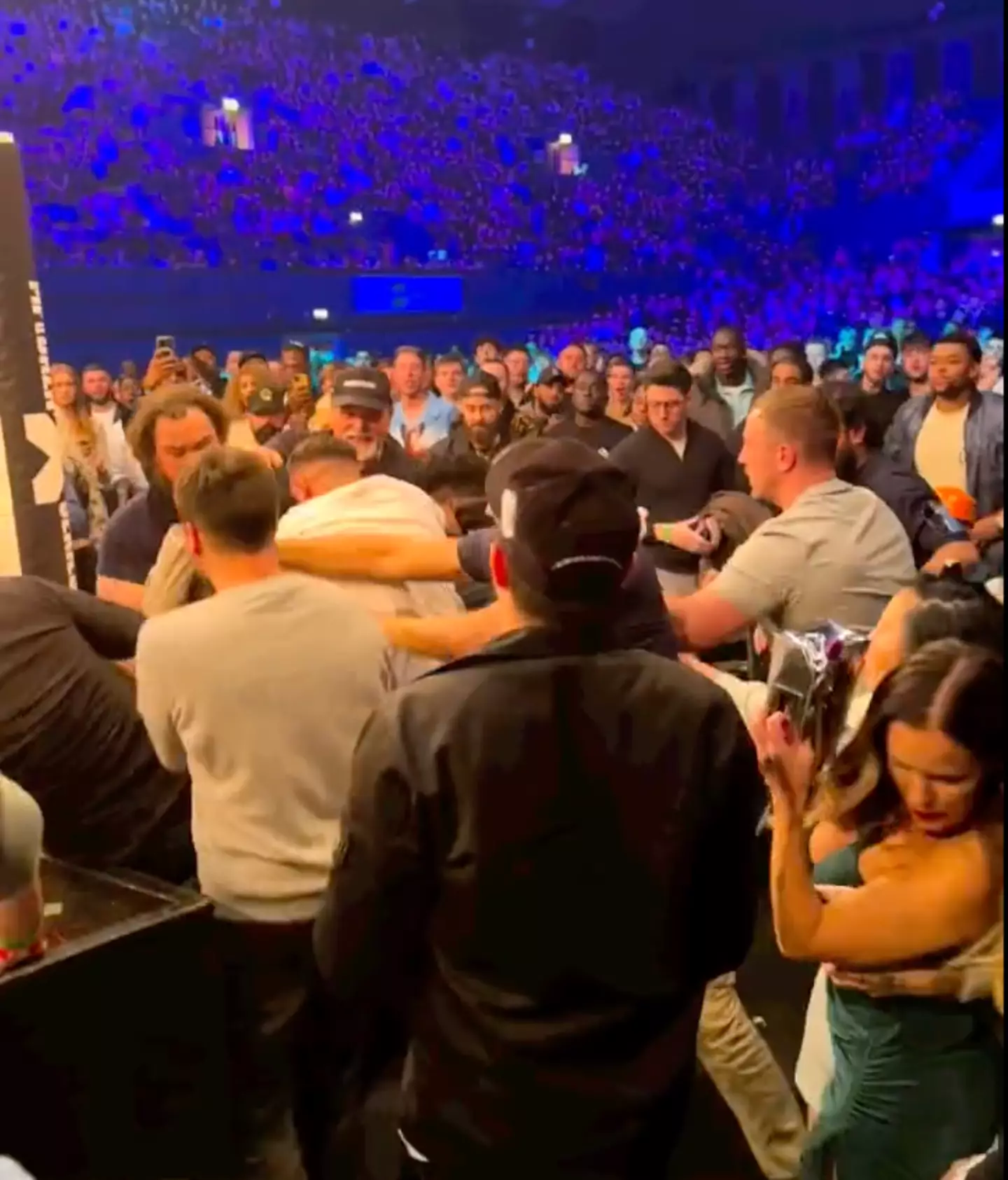 Tommy Fury and Idris Virgo got in a scrap.