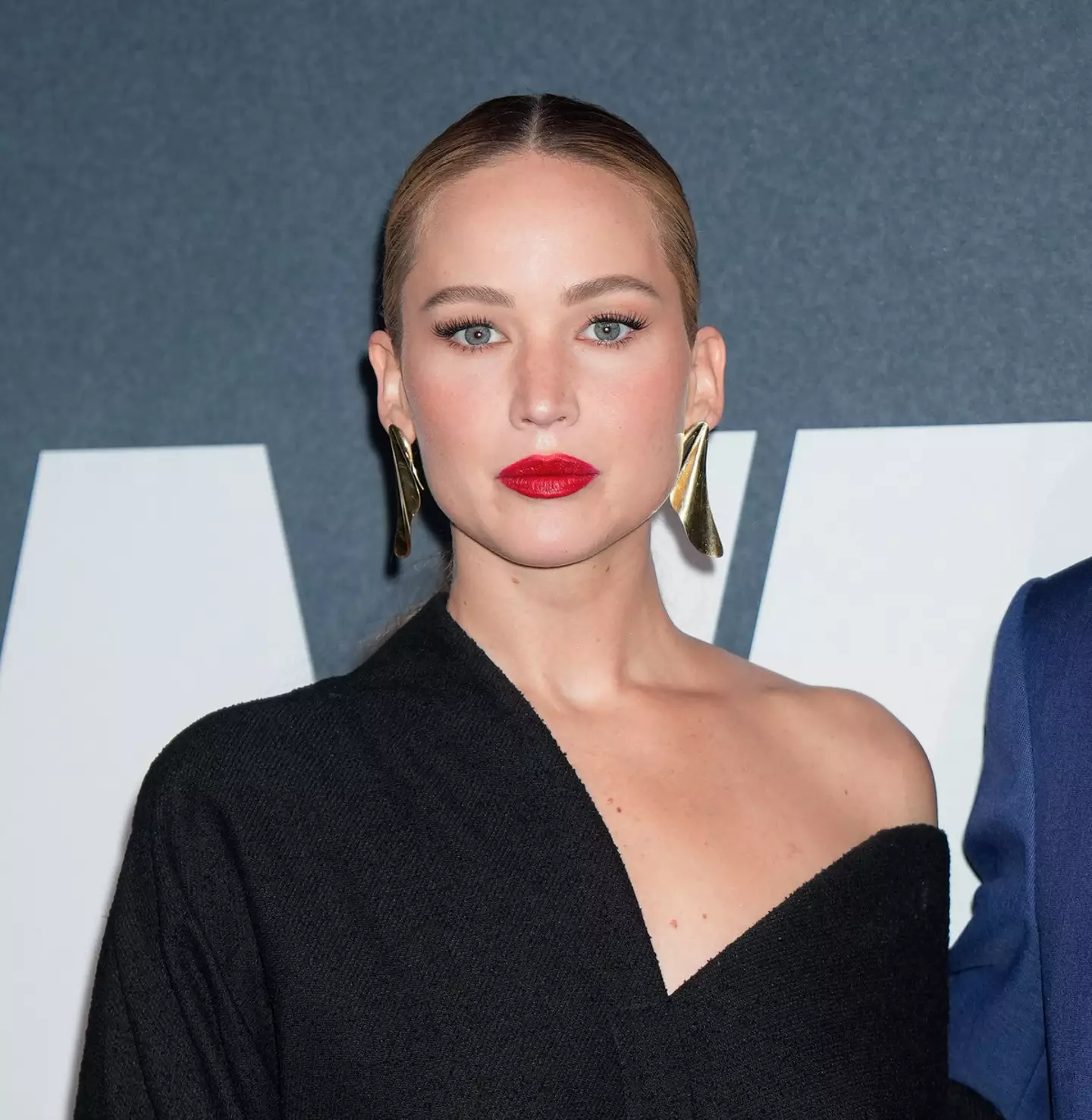 Jennifer Lawrence admitted there is something that holds her back in the bedroom.