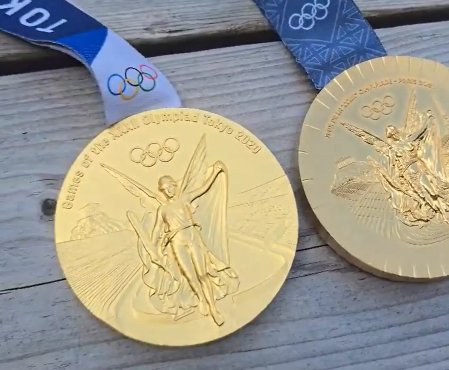 Plenty thought the older medal looked shinier. (Twitter/@ViktorAxelsen)