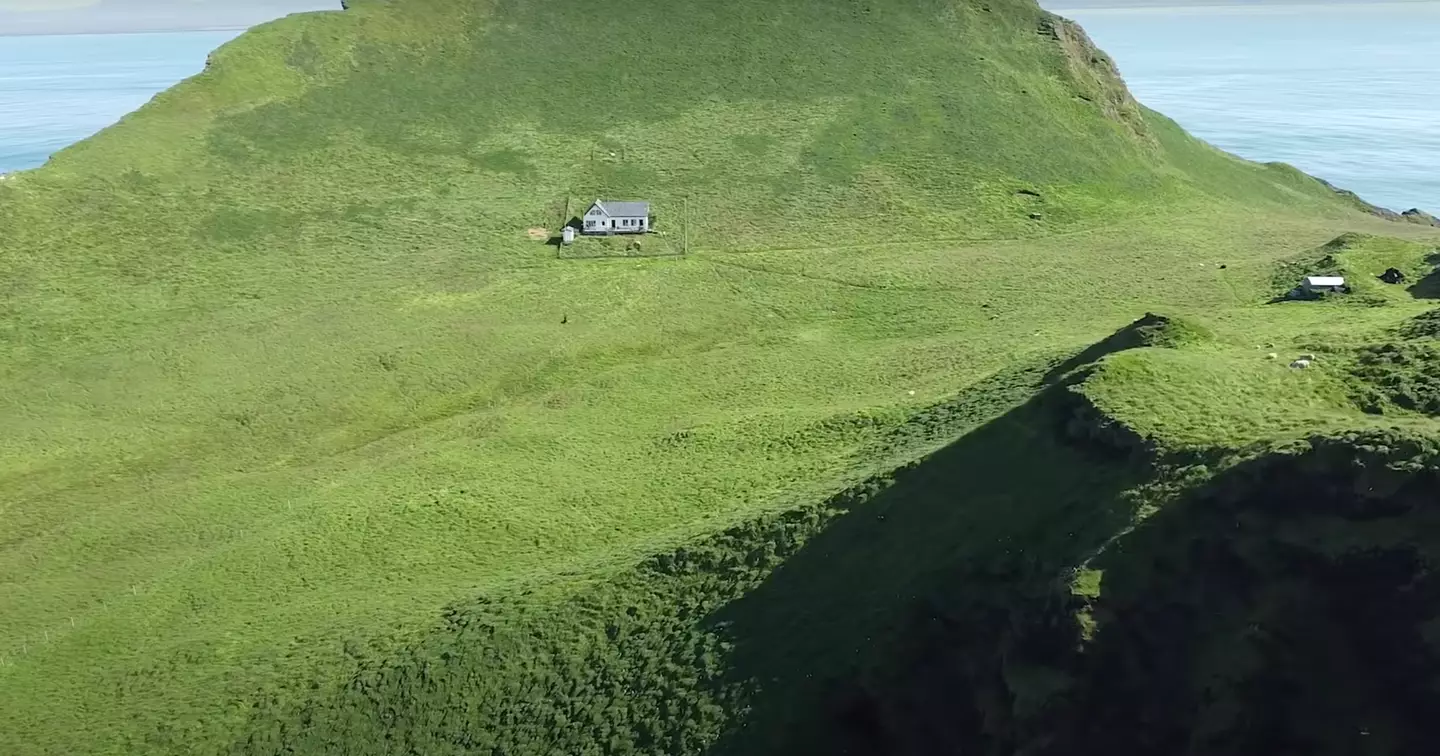 Some people believed the house was built by a billionaire to survive a zombie apocalypse.