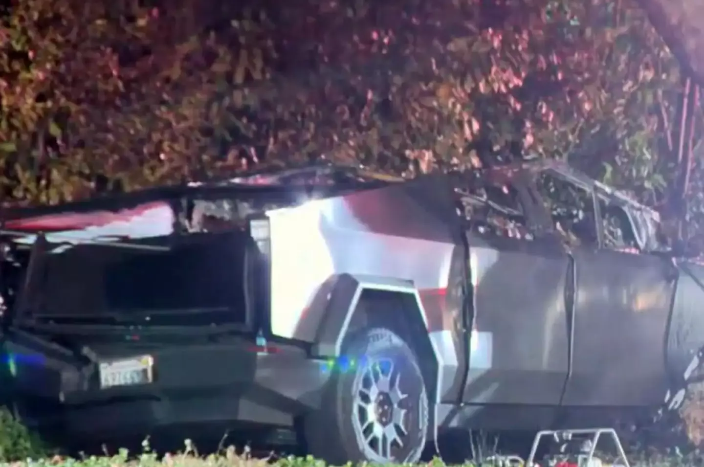 It's said the Cybertruck lost power due to the crash (KTVU)