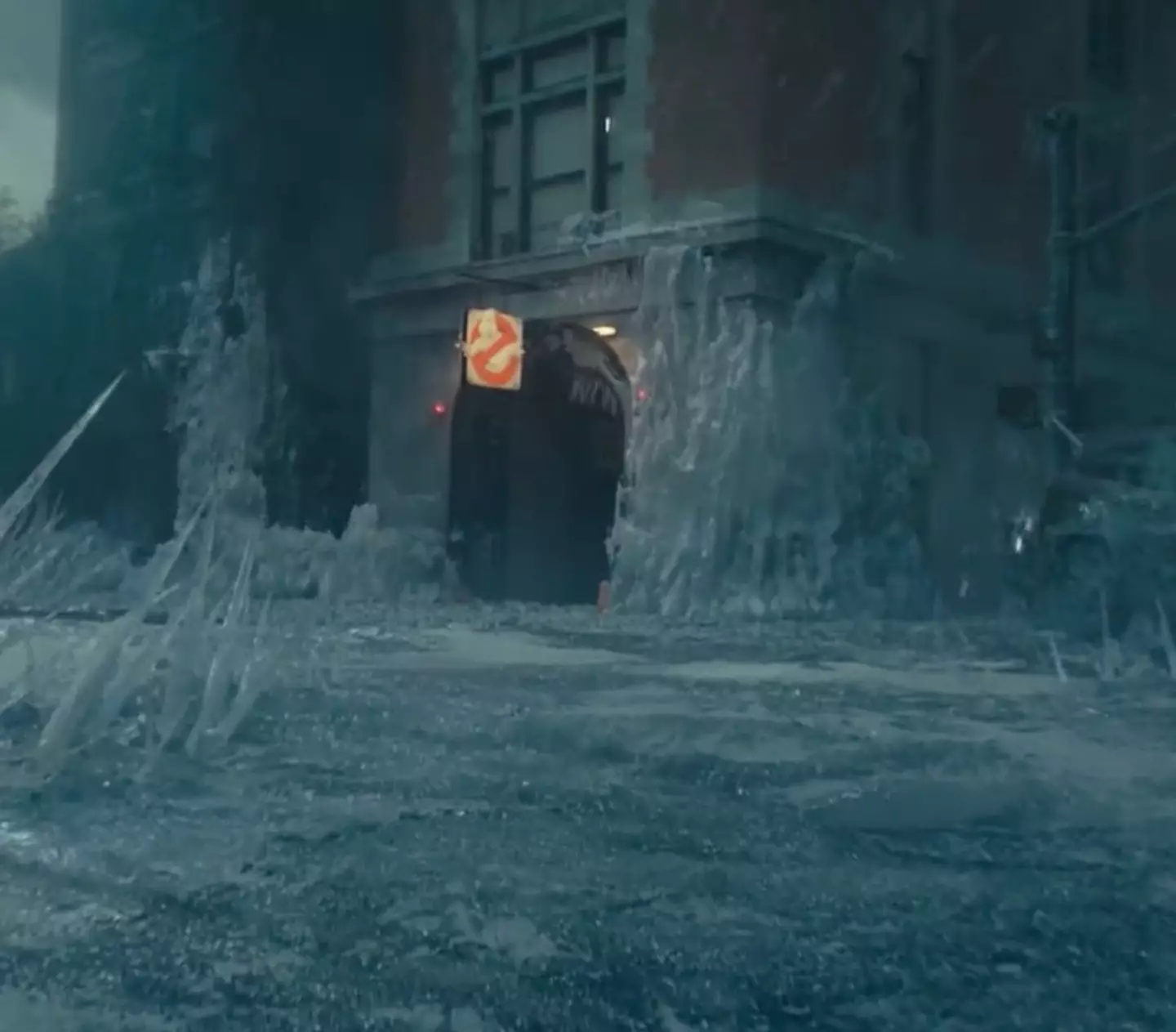 The new Ghostbusters trailer has dropped.