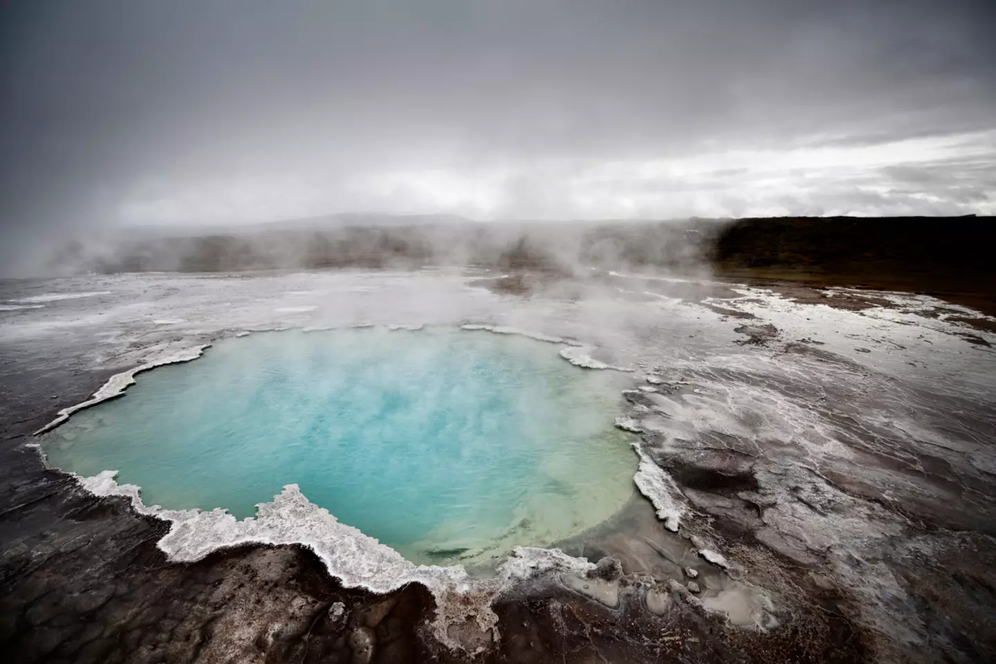 There are some serious risks of hot potting. (Getty Stock Photo)