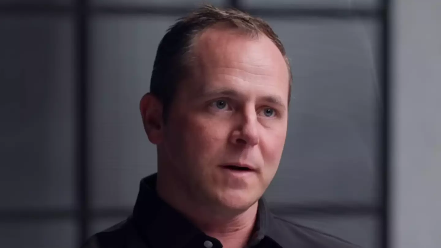 Body language expert reveals how to read a person 'immediately’ by looking at just one part of them