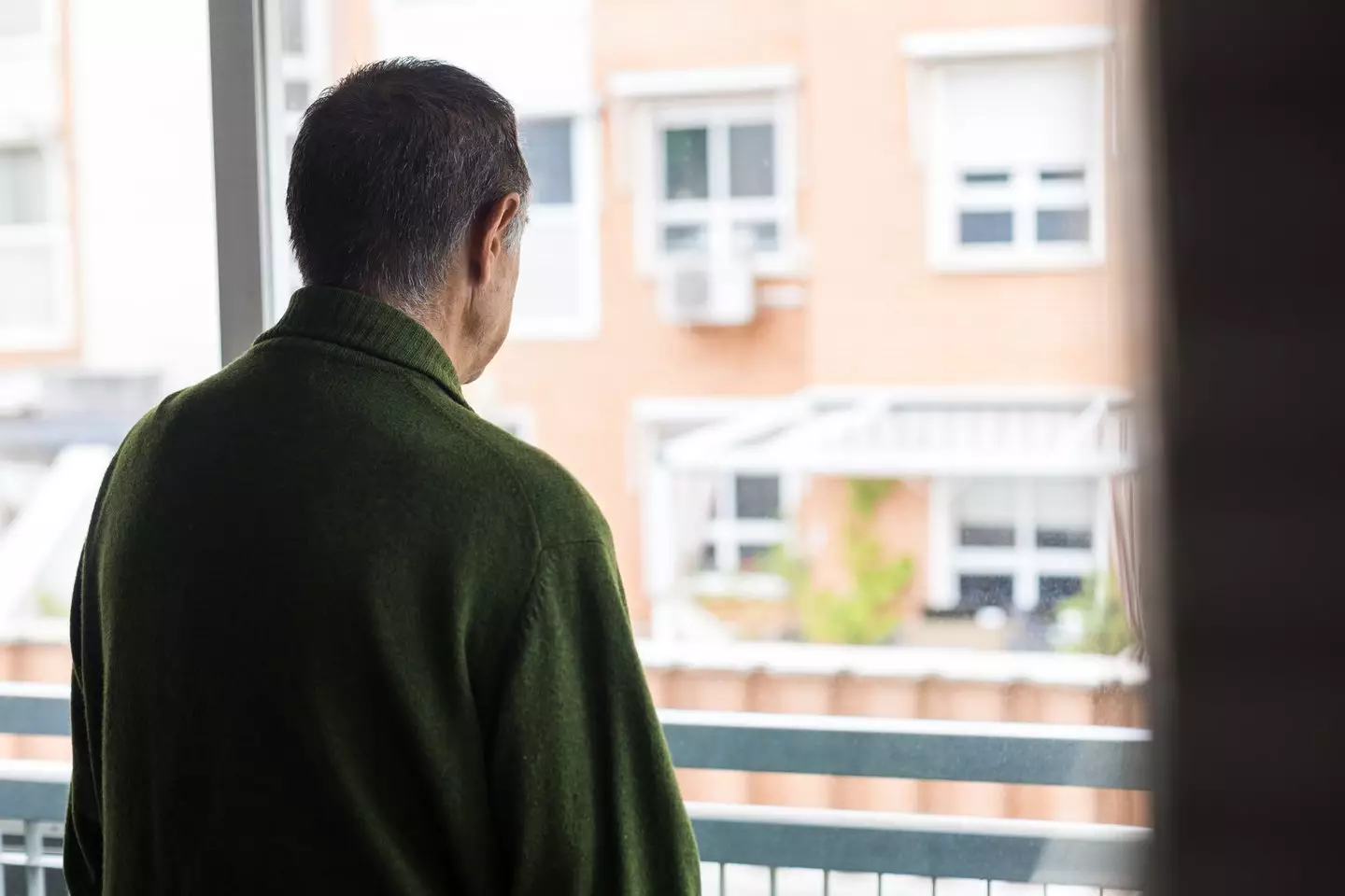 Around 982,000 people in the UK are living with dementia (Getty Stock Images)