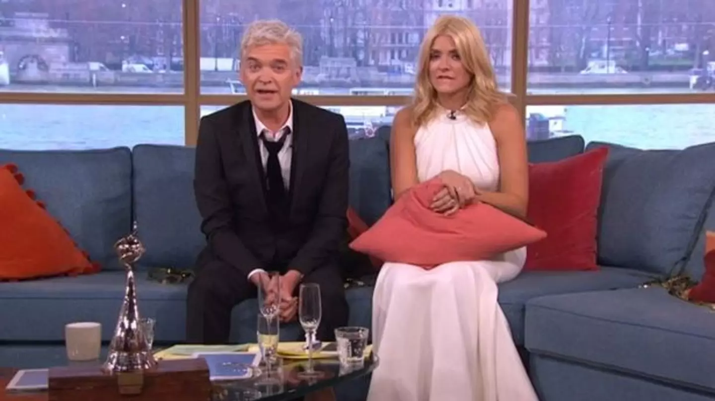 Phil and Holly showed up in the same clothes from the NTAs as they presented This Morning after the NTAs.