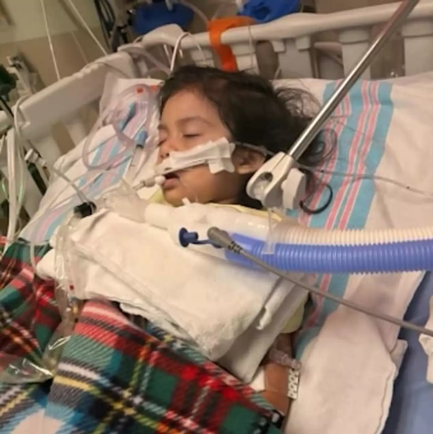 Sara's mum said she was 'completely paralysed' (Handout)