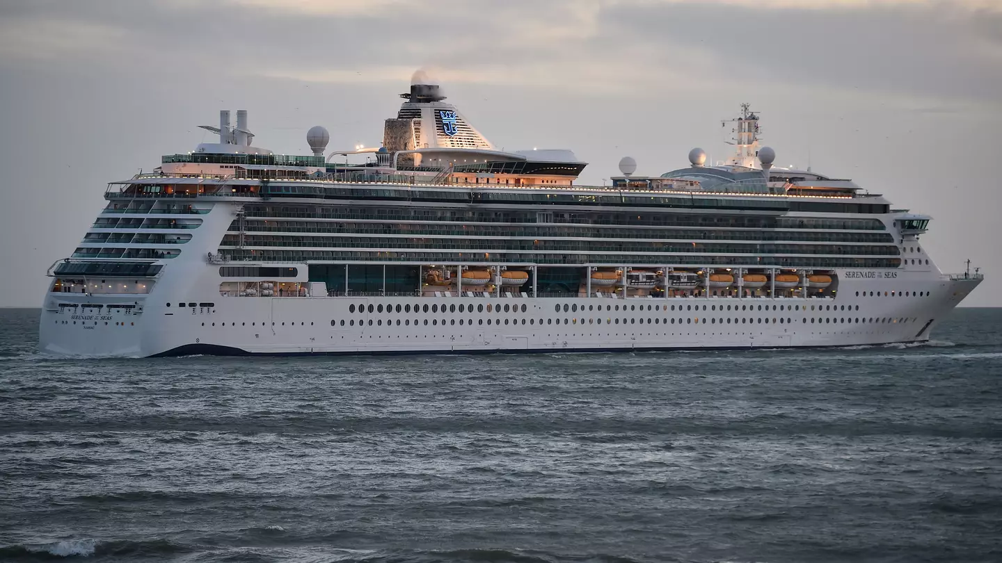 Cruise passenger fears another 'poop cruise' incident as ship engine fails
