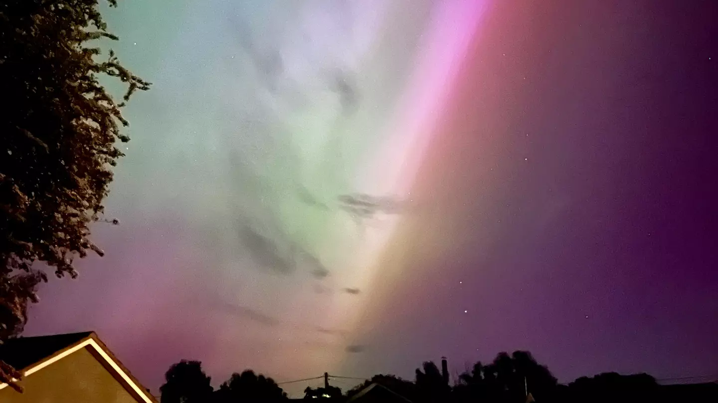 Red alert issued for Northern Lights in UK tonight as best places to spot them revealed