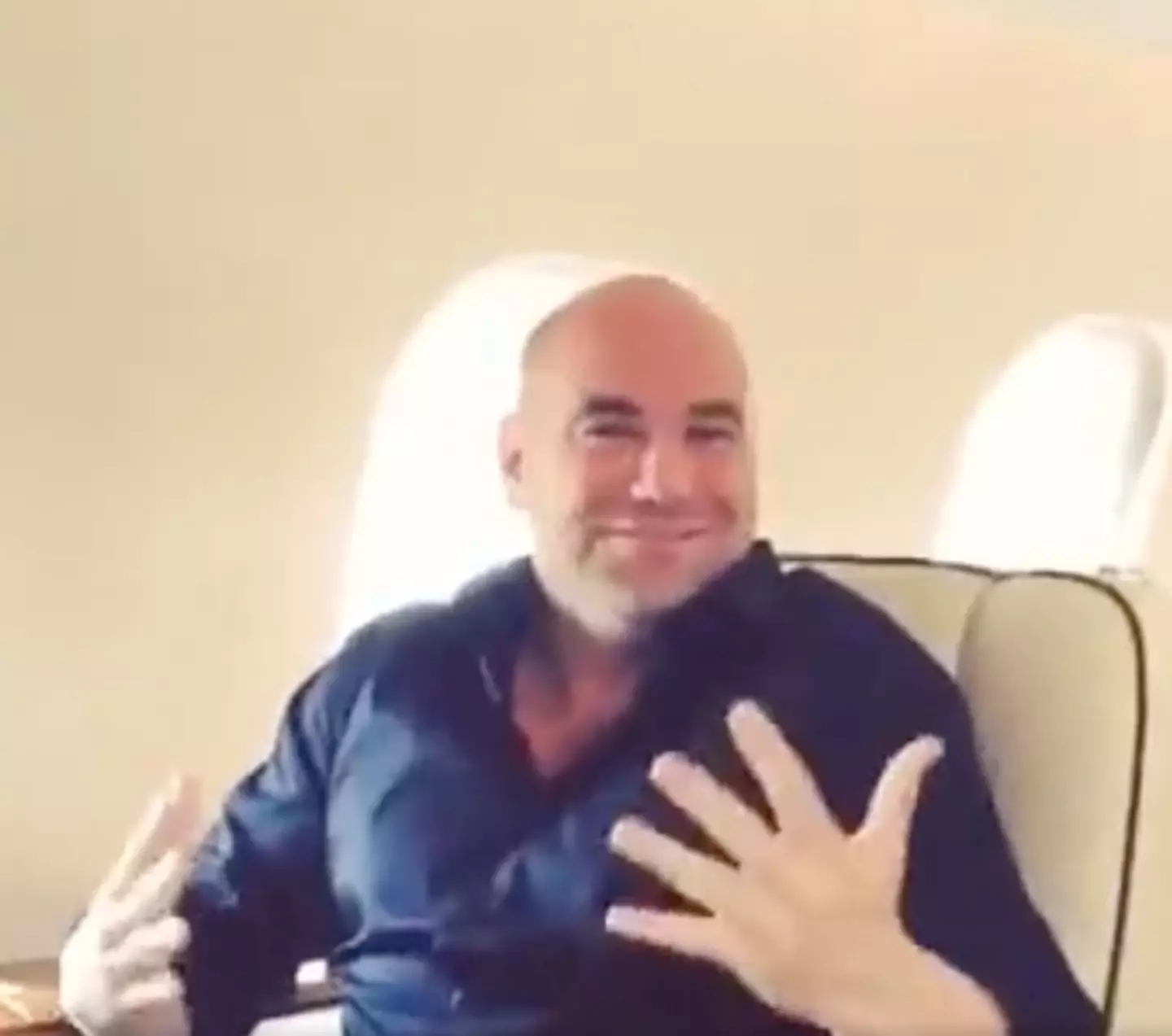 Dana White showed how to behave when you bump into Mike Tyson.