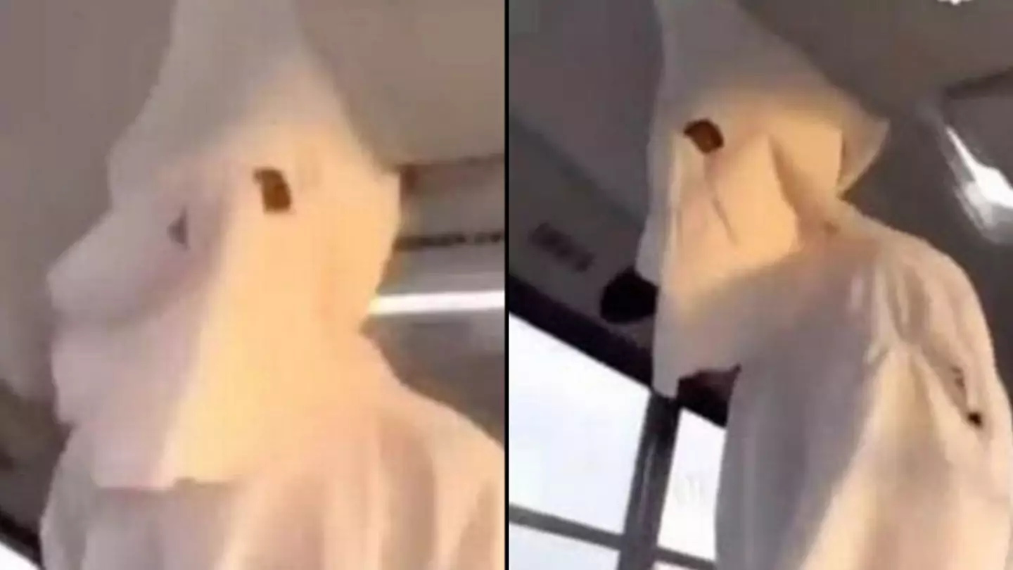 Teacher suspended for letting student dress up in KKK costume