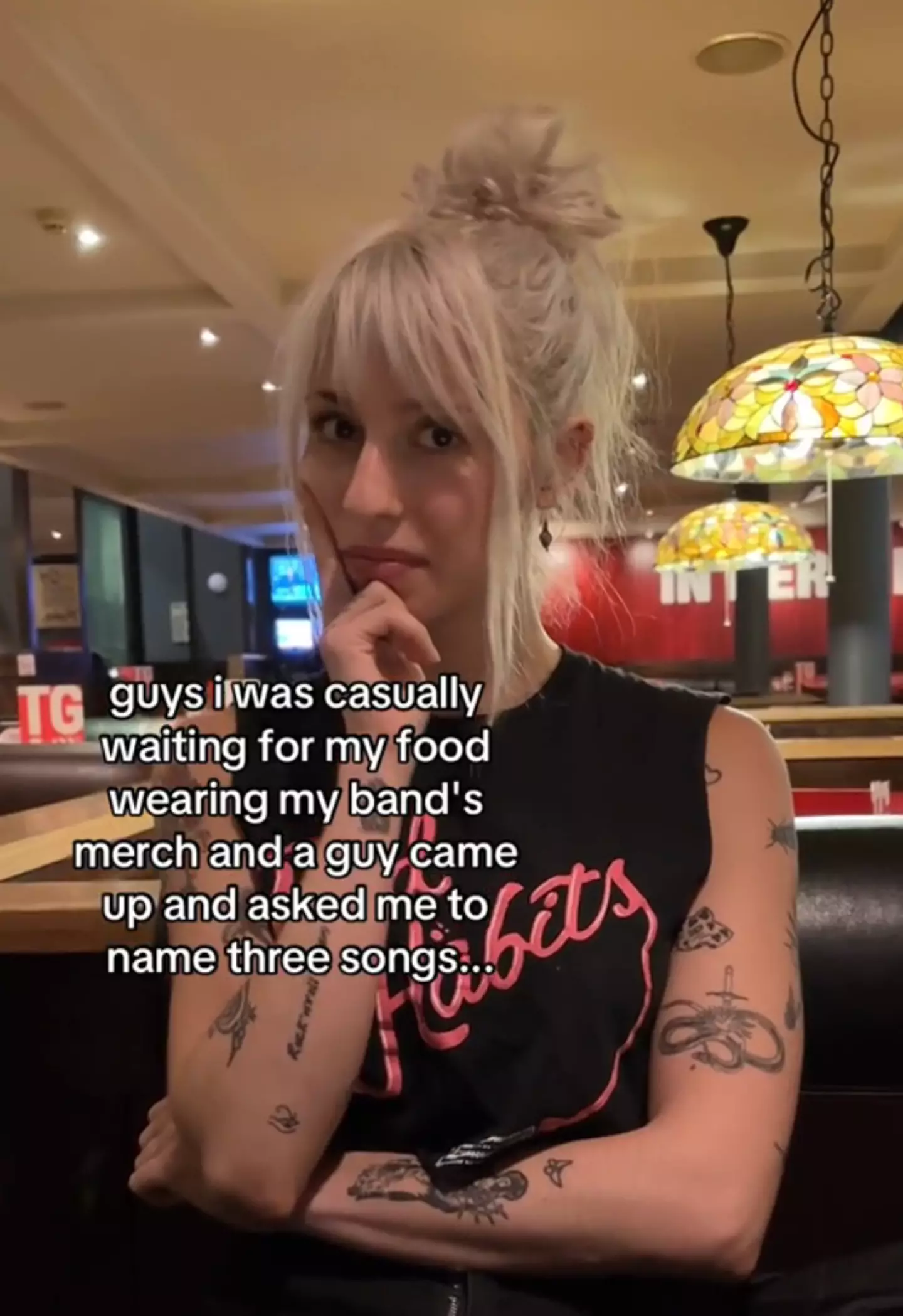 She couldn't believe it (TikTok/whatisrocknroll)