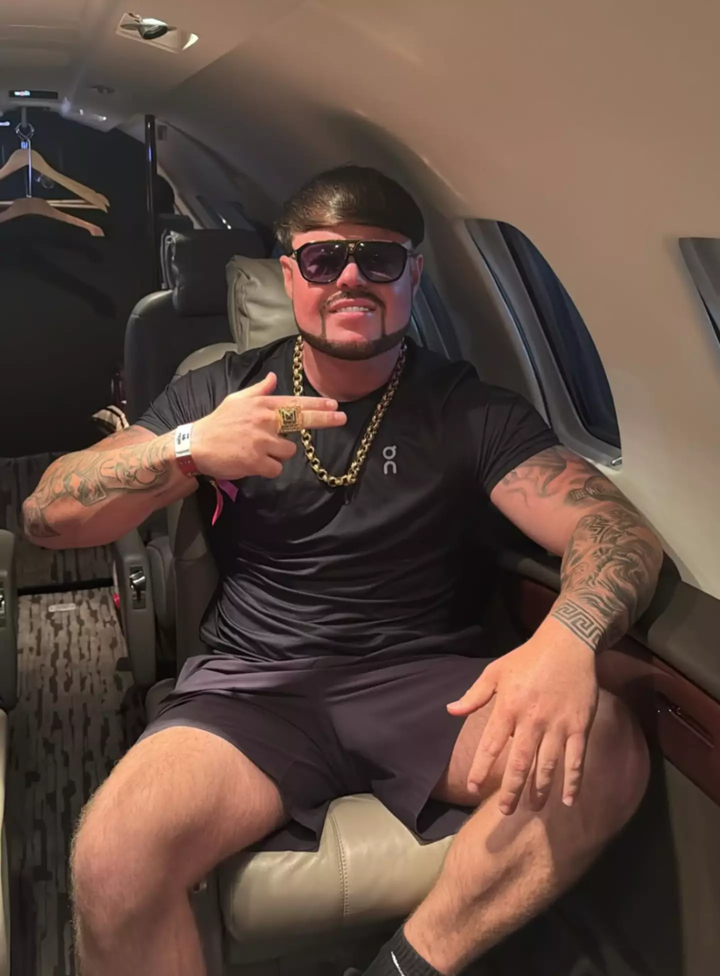 From flying home budget to flying back private (Instagram/jack.kayy1)