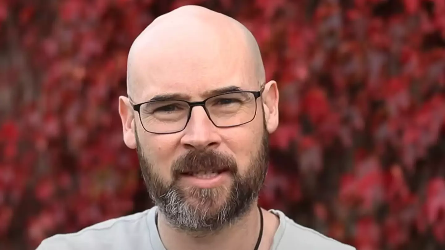 Man diagnosed with early onset dementia aged 41 shares everything he's learned about the early stages