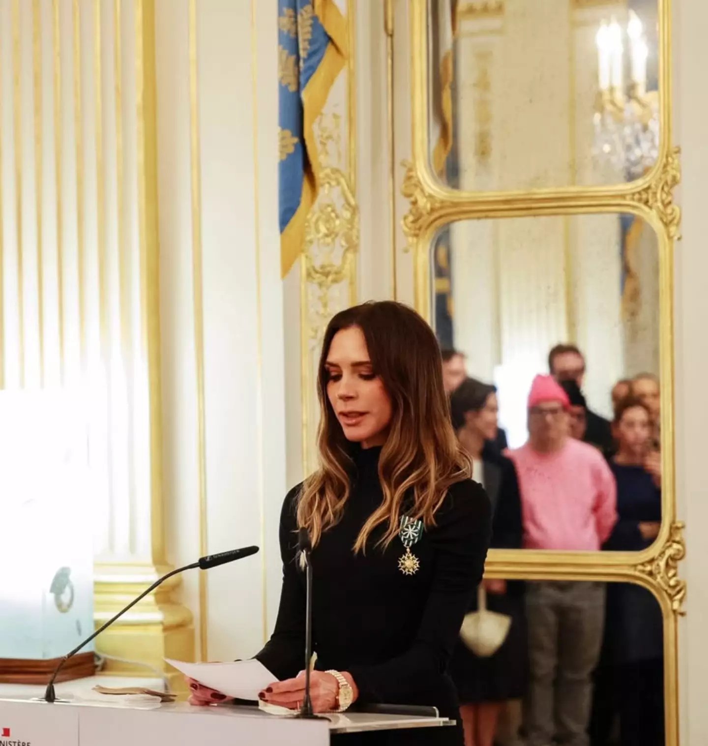 Victoria received an accolade in Paris (David Beckham/Instagram)