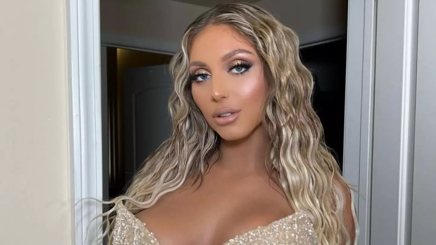 Instagram @kayleygunnerofficial