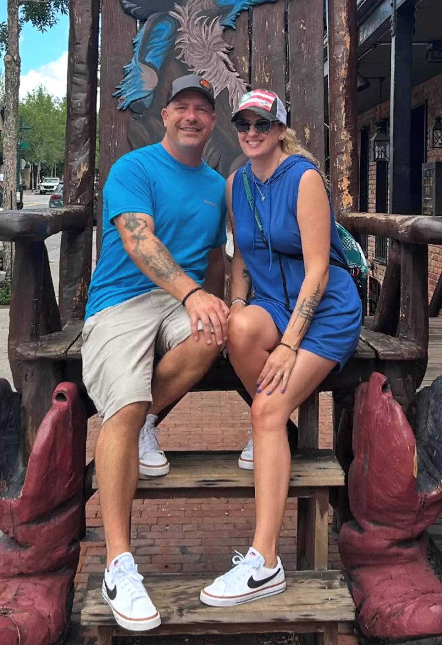 They encouraged swingers to go to events specifically made for their communities to find like-minded people (Instagram/@theimpulsiveduo1.0)