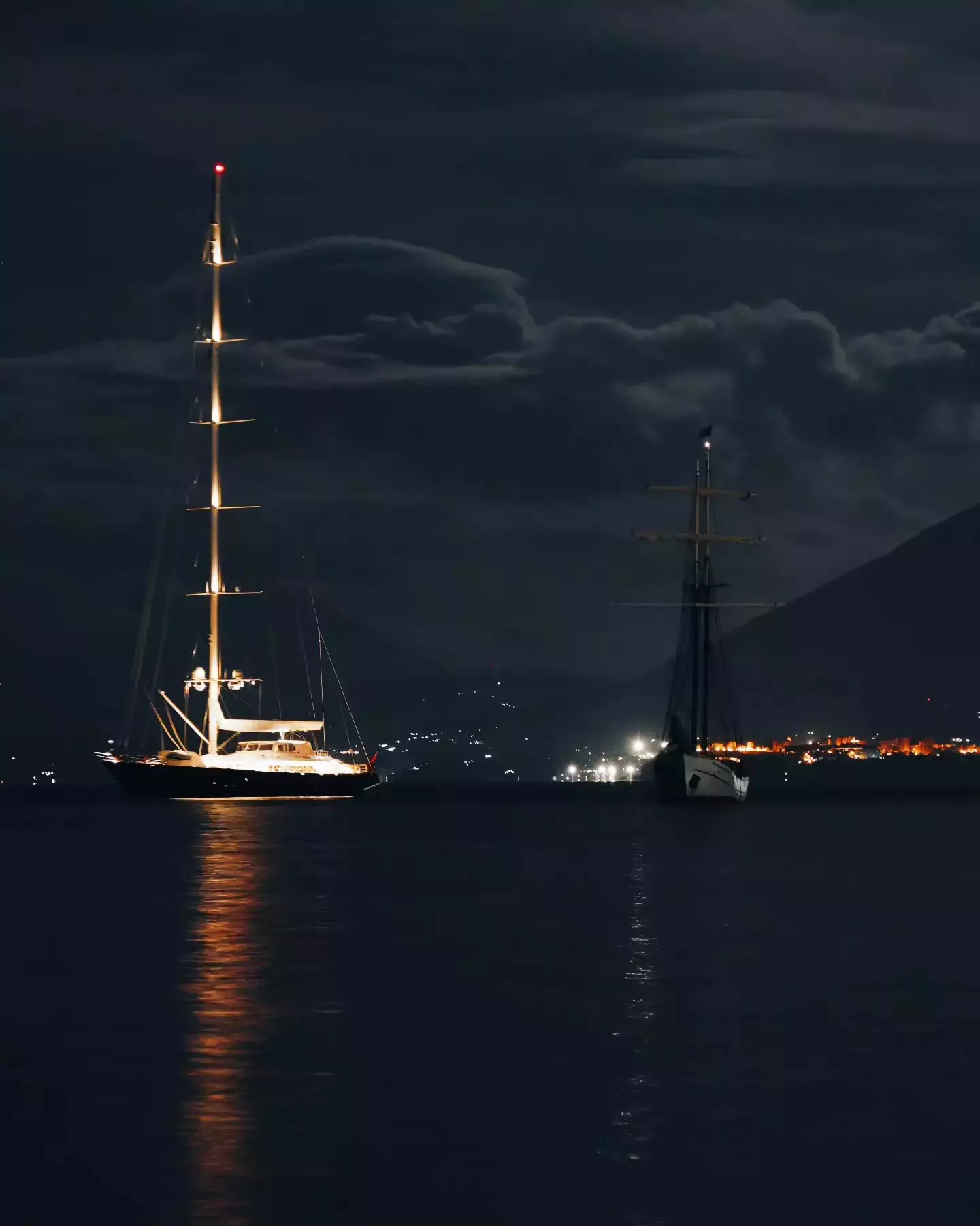 The ship sank on that same evening (Fabio La Bianca/PA)