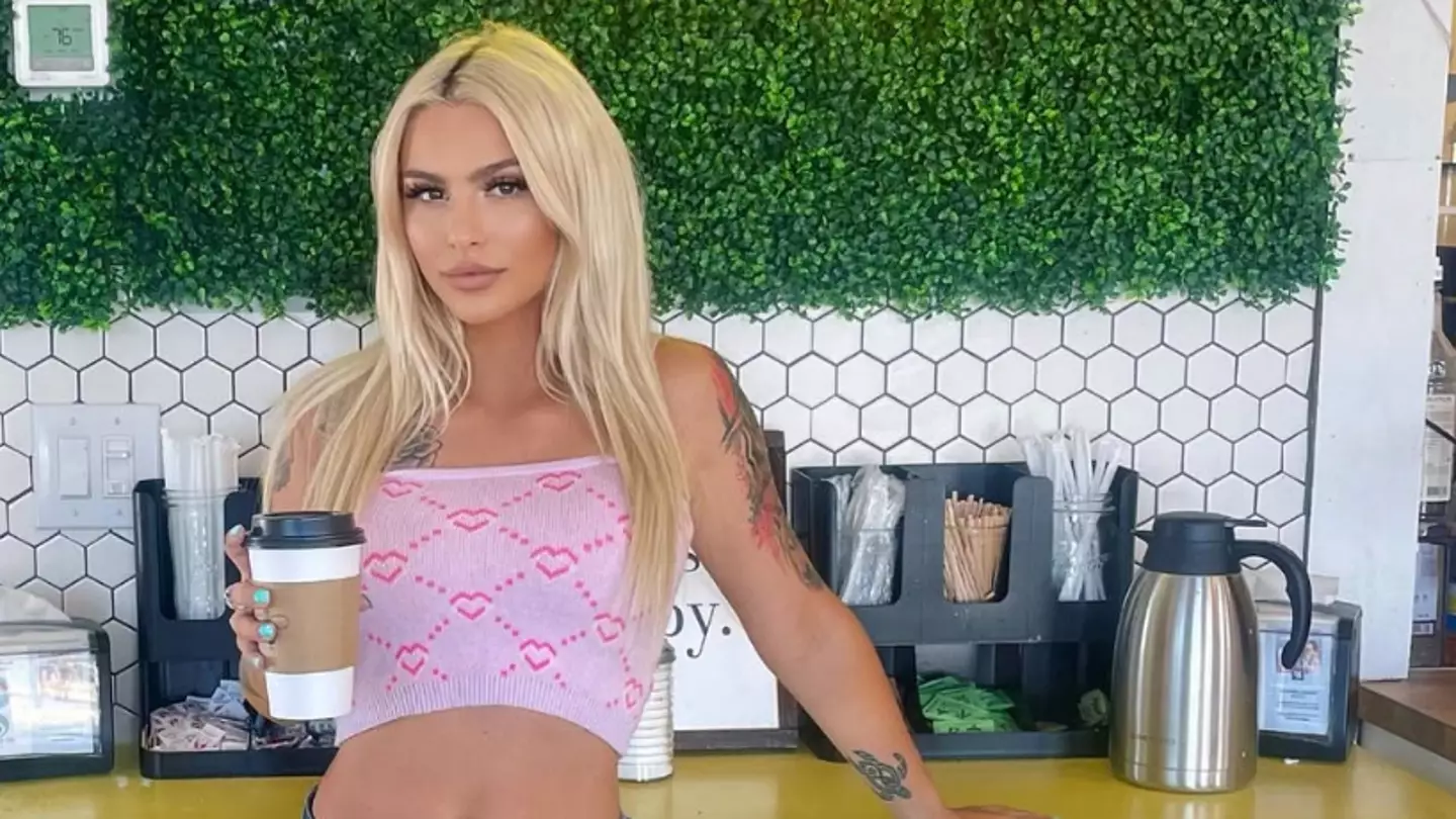 Woman who quit her job to become adult star shares shocking amount of money she made in first month
