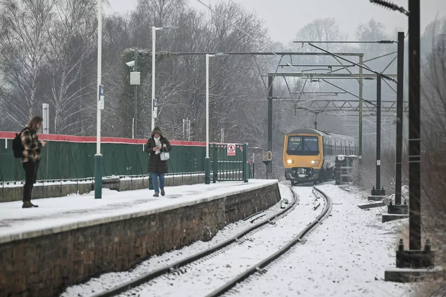 Many rail services are impacted today. ( Oli SCARFF / AFP via Getty Images)