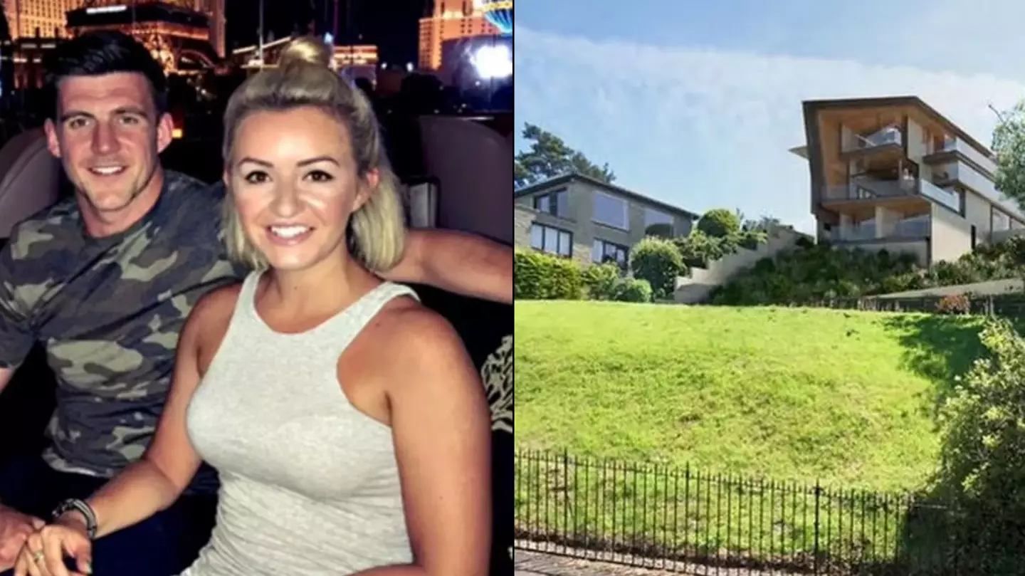Lottery couple who abandoned £5 million 'Grand Designs' mansion hated by locals sell home for profit