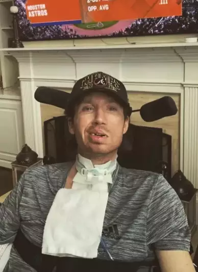 Jonathan Buckelew suffers from locked-in syndrome (Facebook/Janice Buckelew)