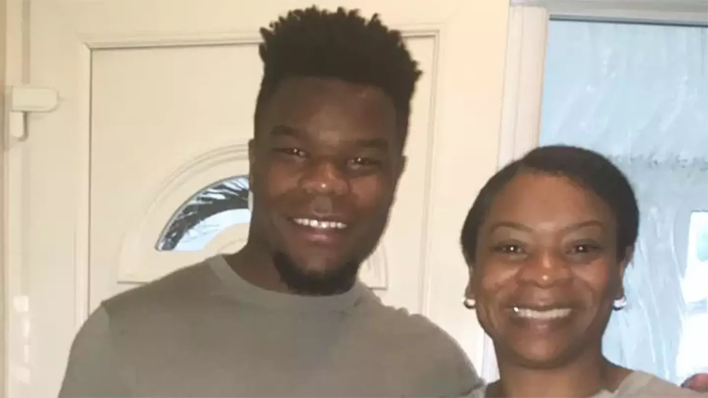 Levi Davis with his mum Julie.