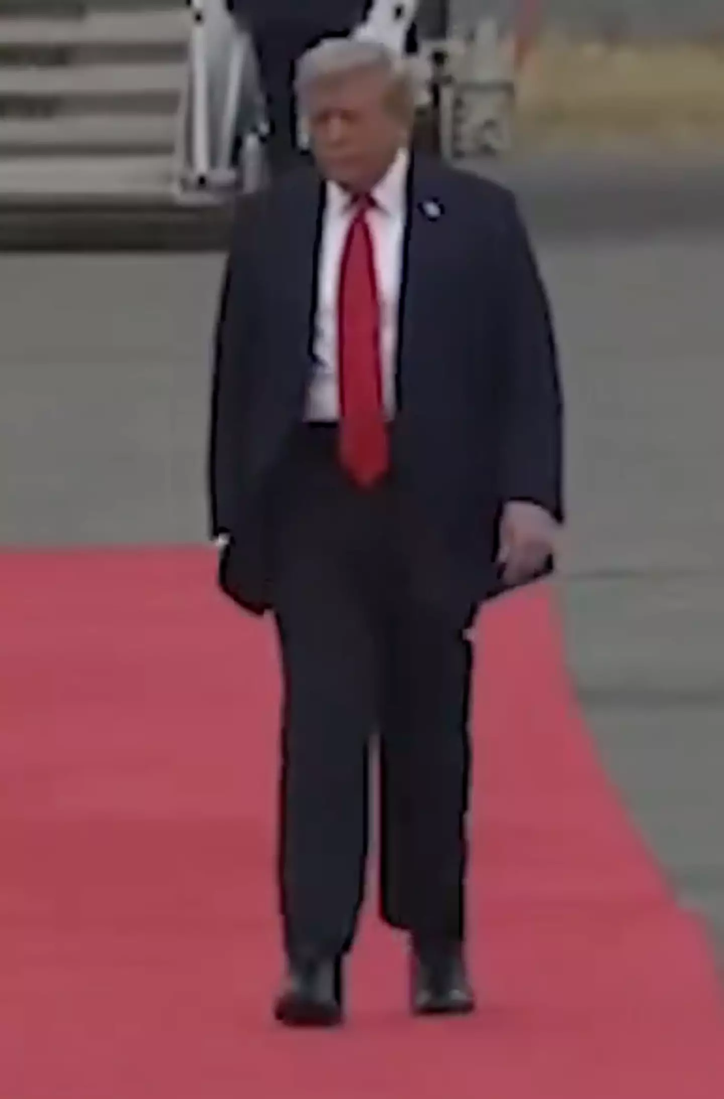 Trump's 'zig zag walk' got people talking online (X)