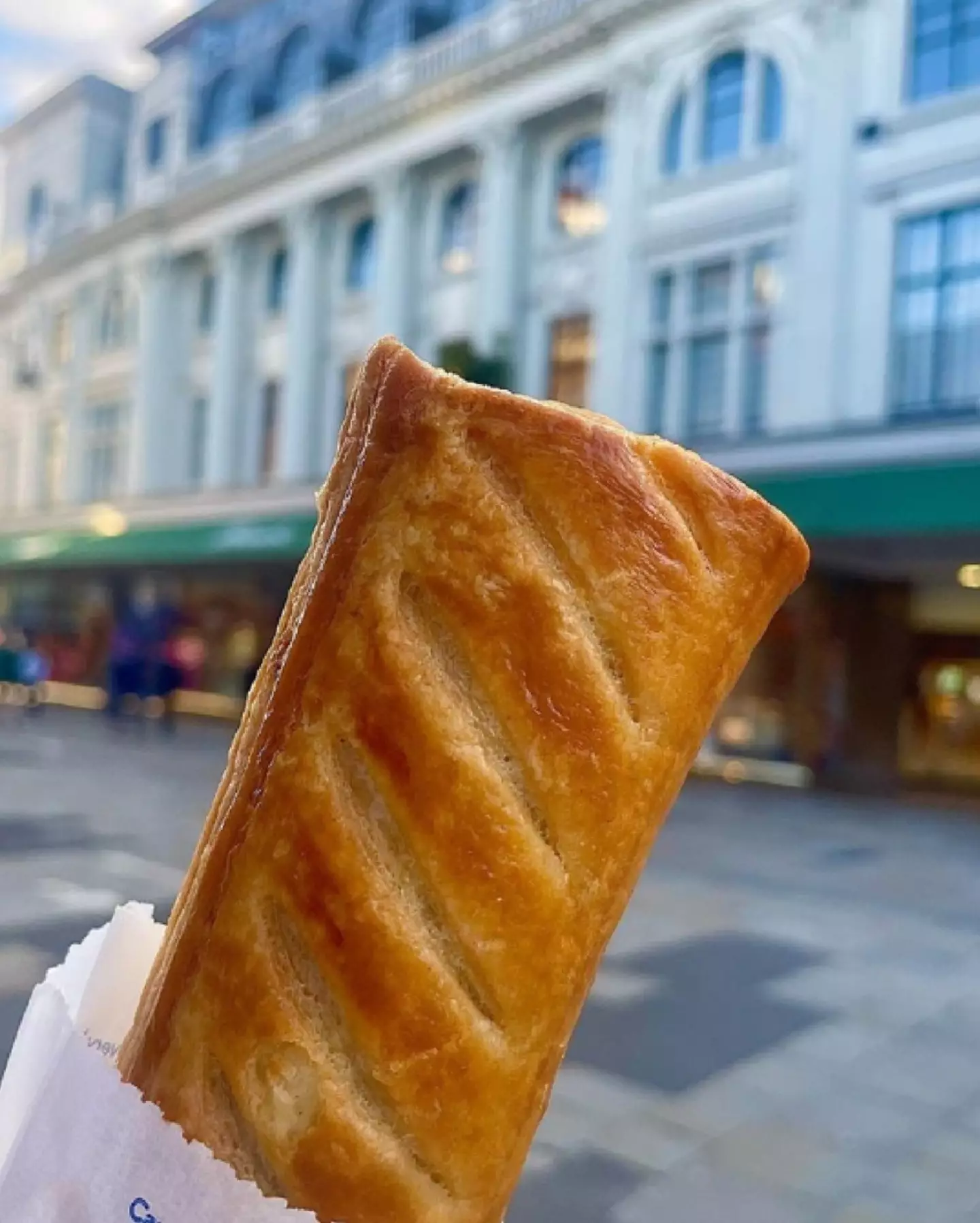 Greggs' 'hot food' isn't actually kept hot.