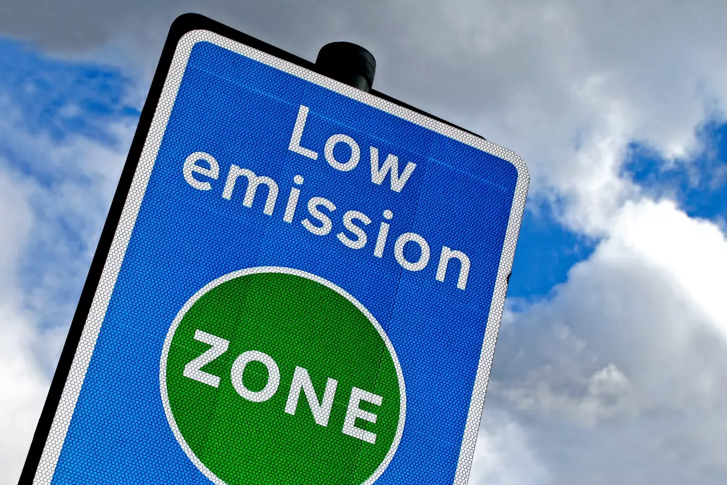 The use of fake number plates is expected to rise following the expansion of Ulez (Ultra Low Emission Zone) in London.