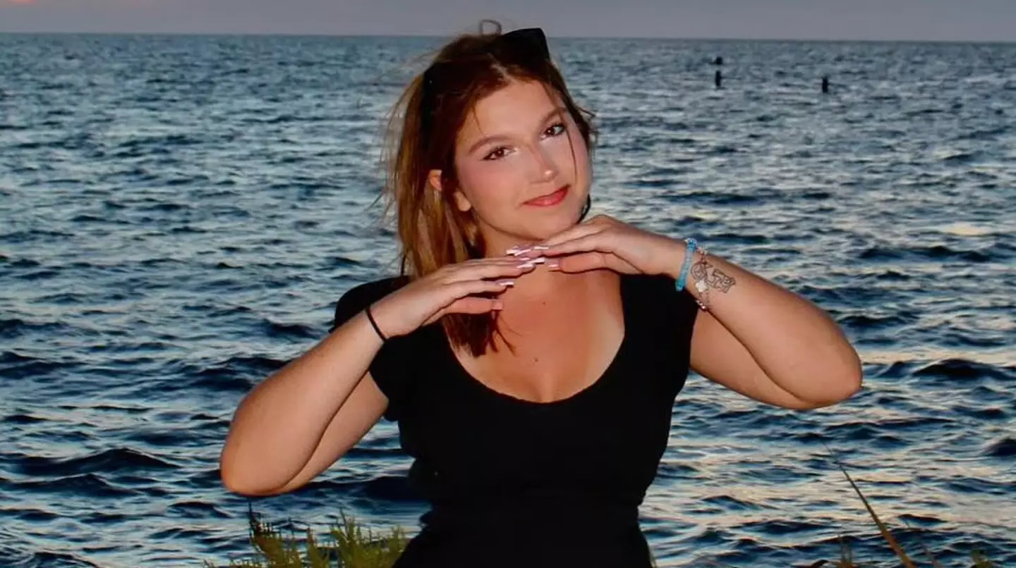 Her Dad issued a warning for people to avoid dangerous buildings such as this one (Instagram)