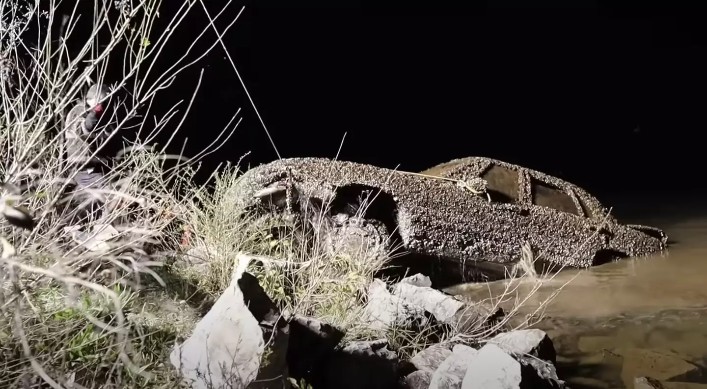 Police hauled her car out of the water 16 years after her disappearance (YouTube/exploringwithnug)