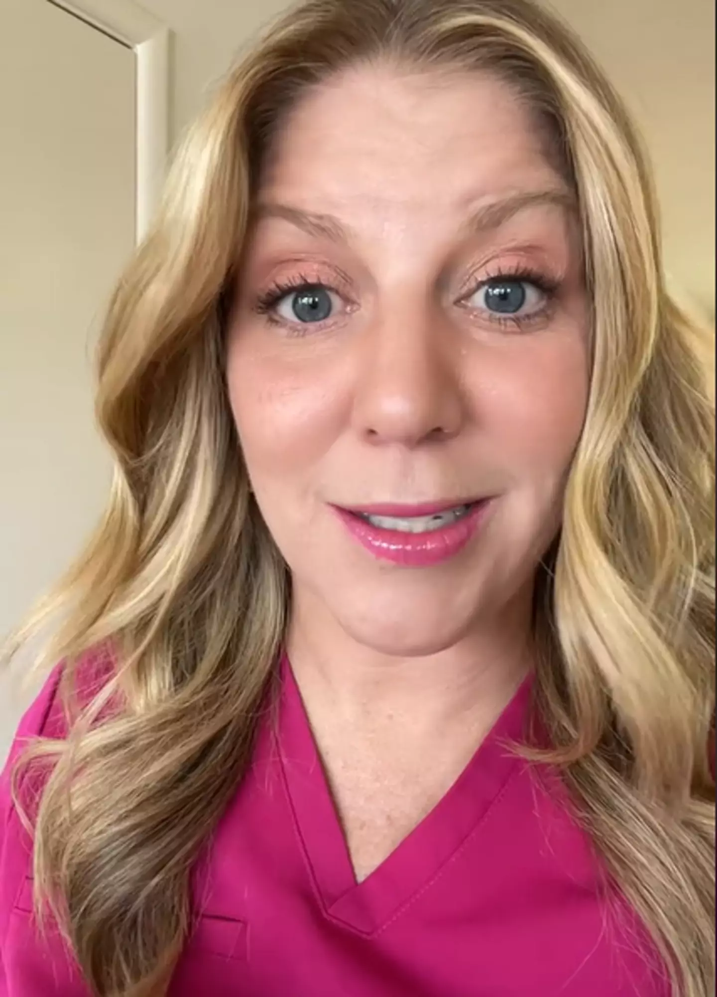 Julie McFadden explains the four phenomenons which happen before you die.