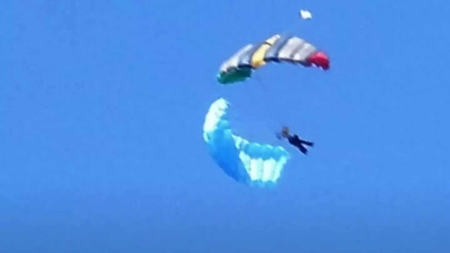 Former skydiving instructor details saving student's life after horror accident where both parachutes malfunctioned
