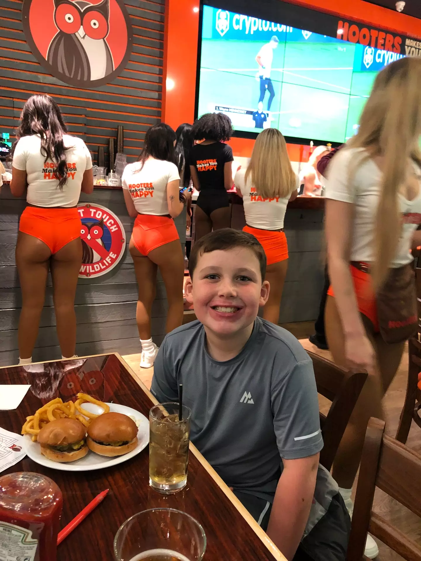 Buddy loved his trip to Hooters.