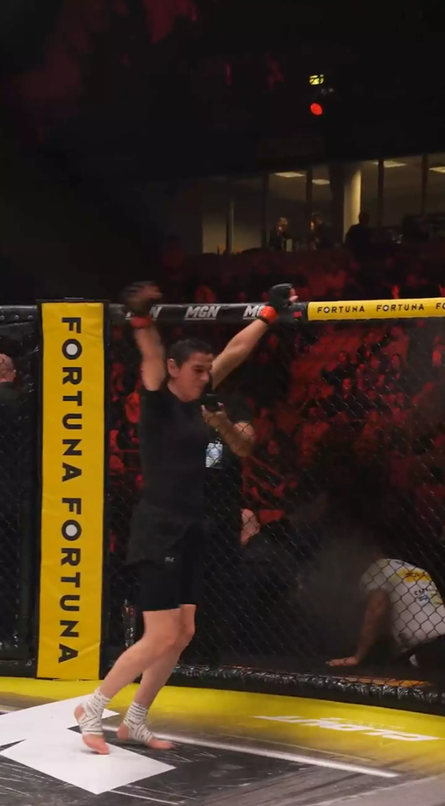 The mum won the fight.