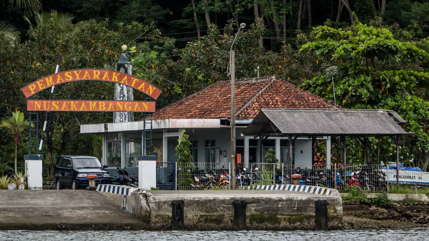 Inside 'Indonesian Alcatraz' where inmates are executed by firing squad as British man faces death penalty