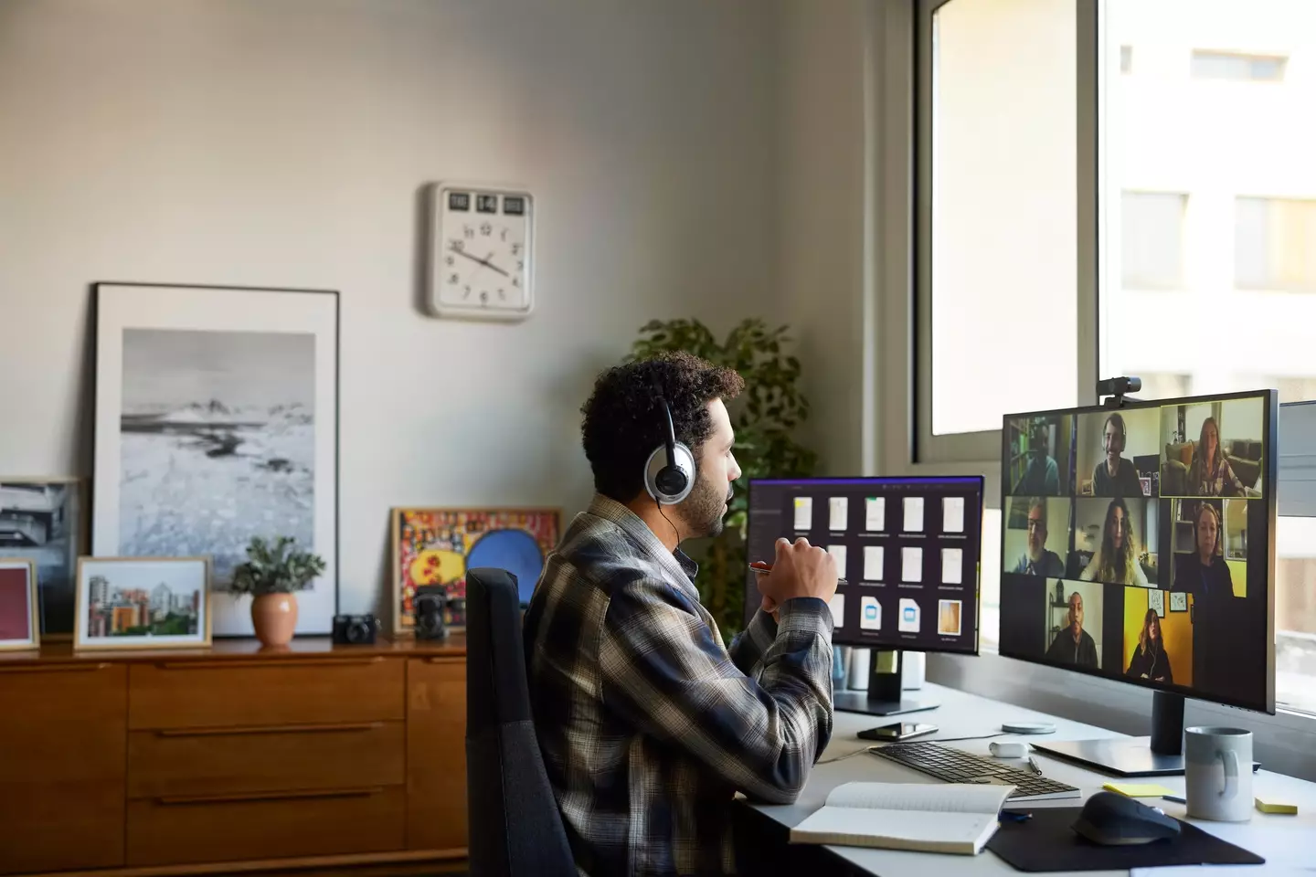 Hybrid working has become the norm, which leads to more sitting and less commuting (Getty Stock Images)