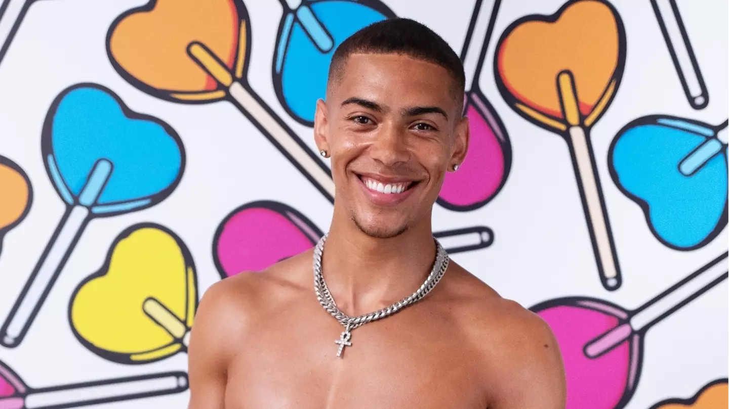 Who Is Josh Samuel Le Grove From Love Island's Casa Amor? Age, Job And Instagram