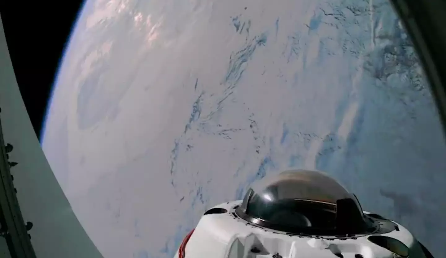 Images of both poles were released on social media (X/SpaceX)