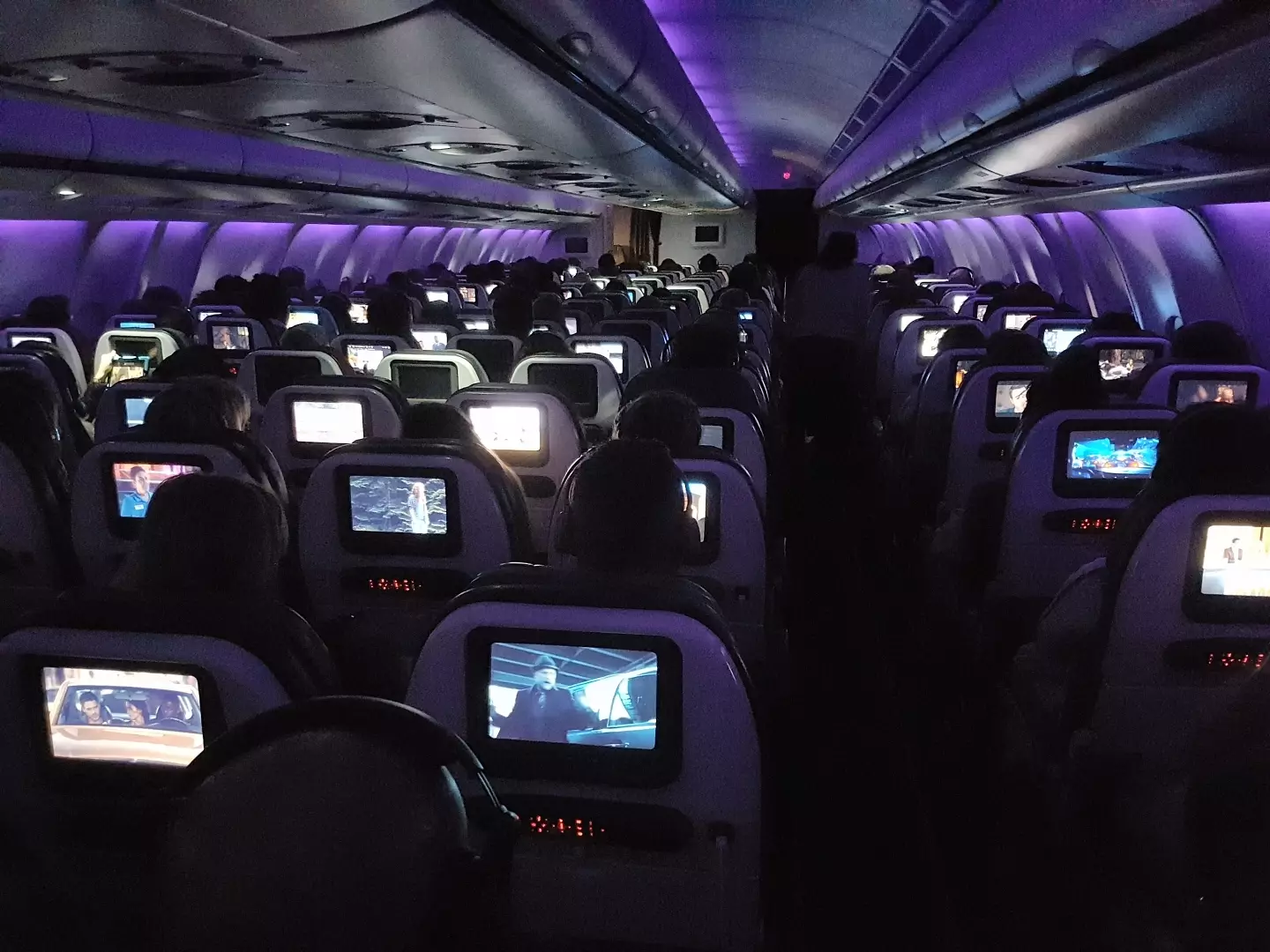Those are some nice screens, would be a shame if they broke and left you with nothing to do for hours. (Getty Stock Image)