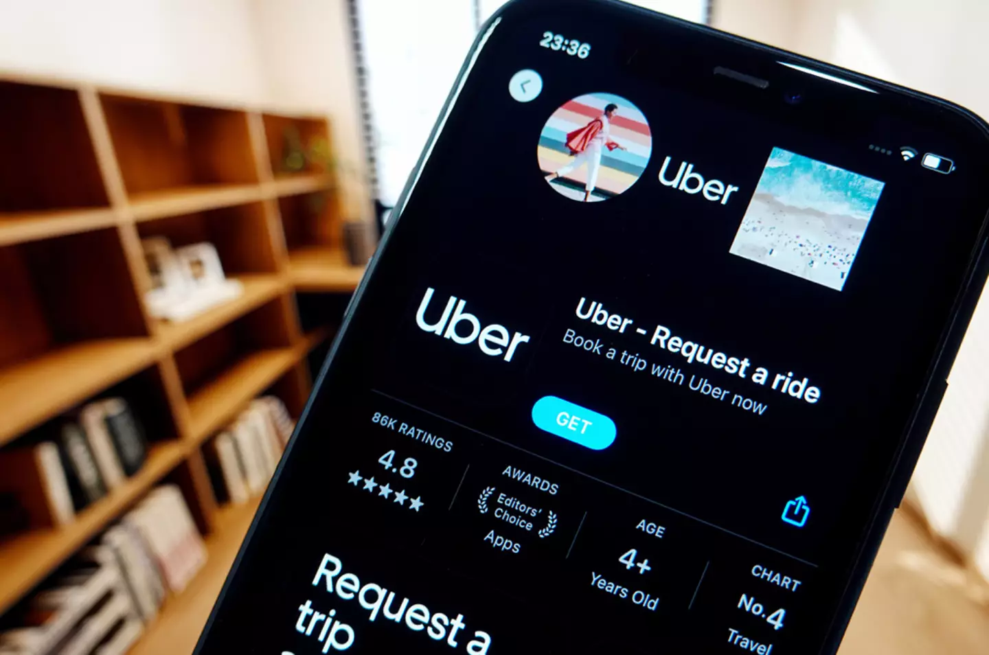Uber is providing ways their drivers can make more cash.