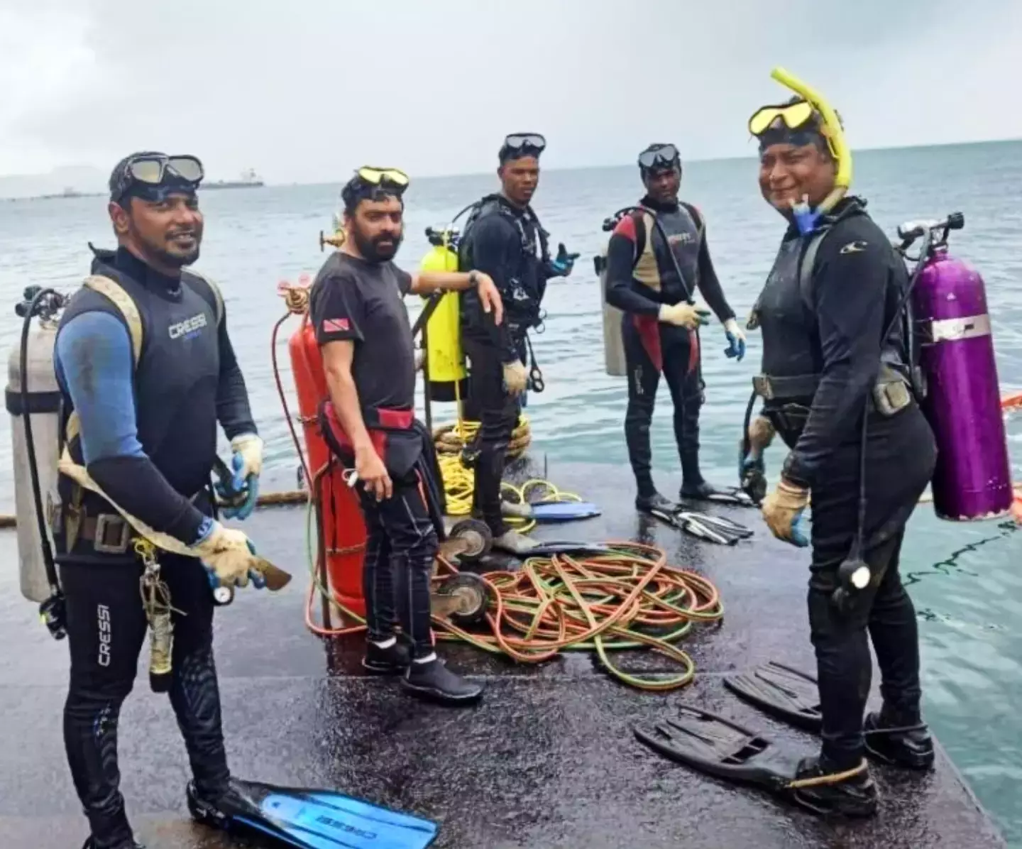 Five divers were trapped and only one survived. (TTT News Loop News)