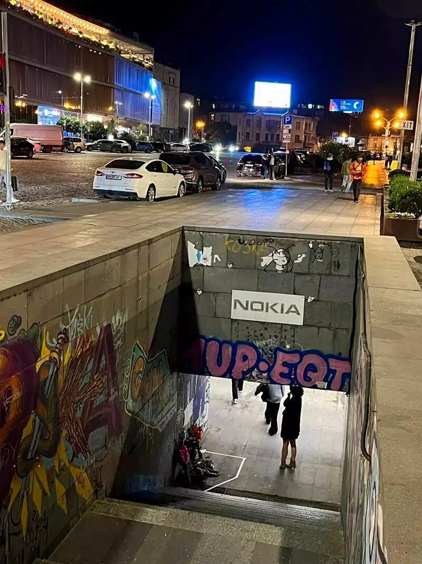 This is what she fell into when she died (Newsflash)