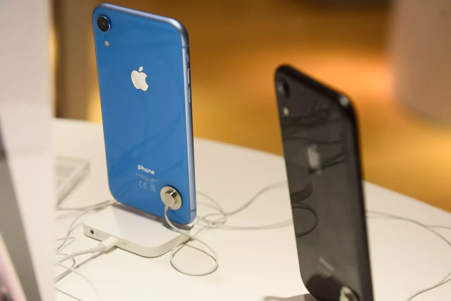 Bye-bye iPhone XR, you're now obsolete (Omar Marques/SOPA Images/LightRocket via Getty Images)
