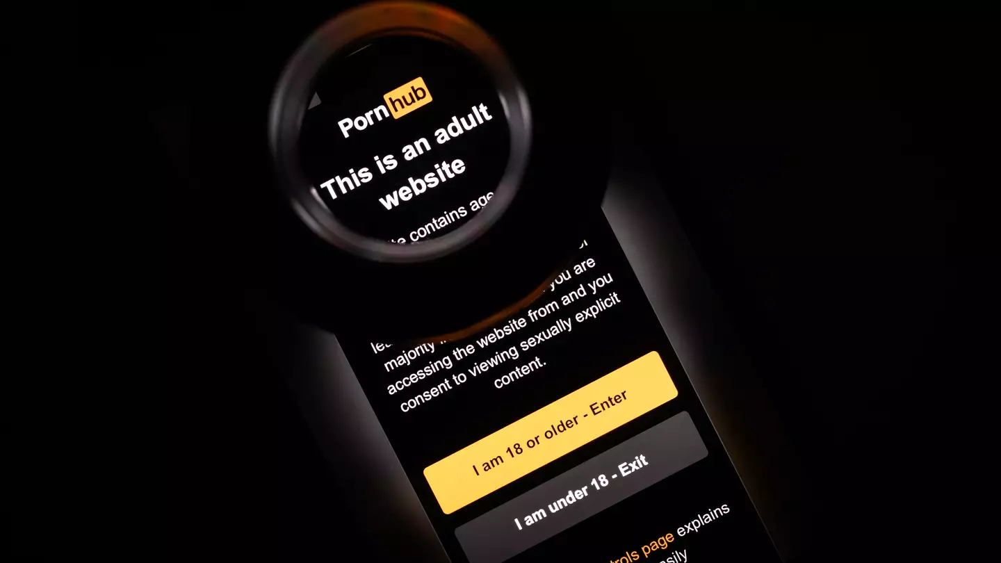 Pornhub responds after people discover loophole to get around new UK porn rules