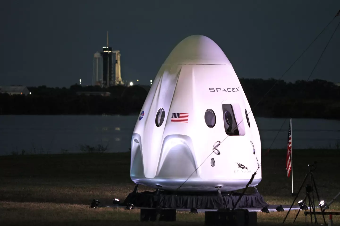 The SpaceX Dragon capsule on which the crew will return (GREGG NEWTON/AFP via Getty Images)