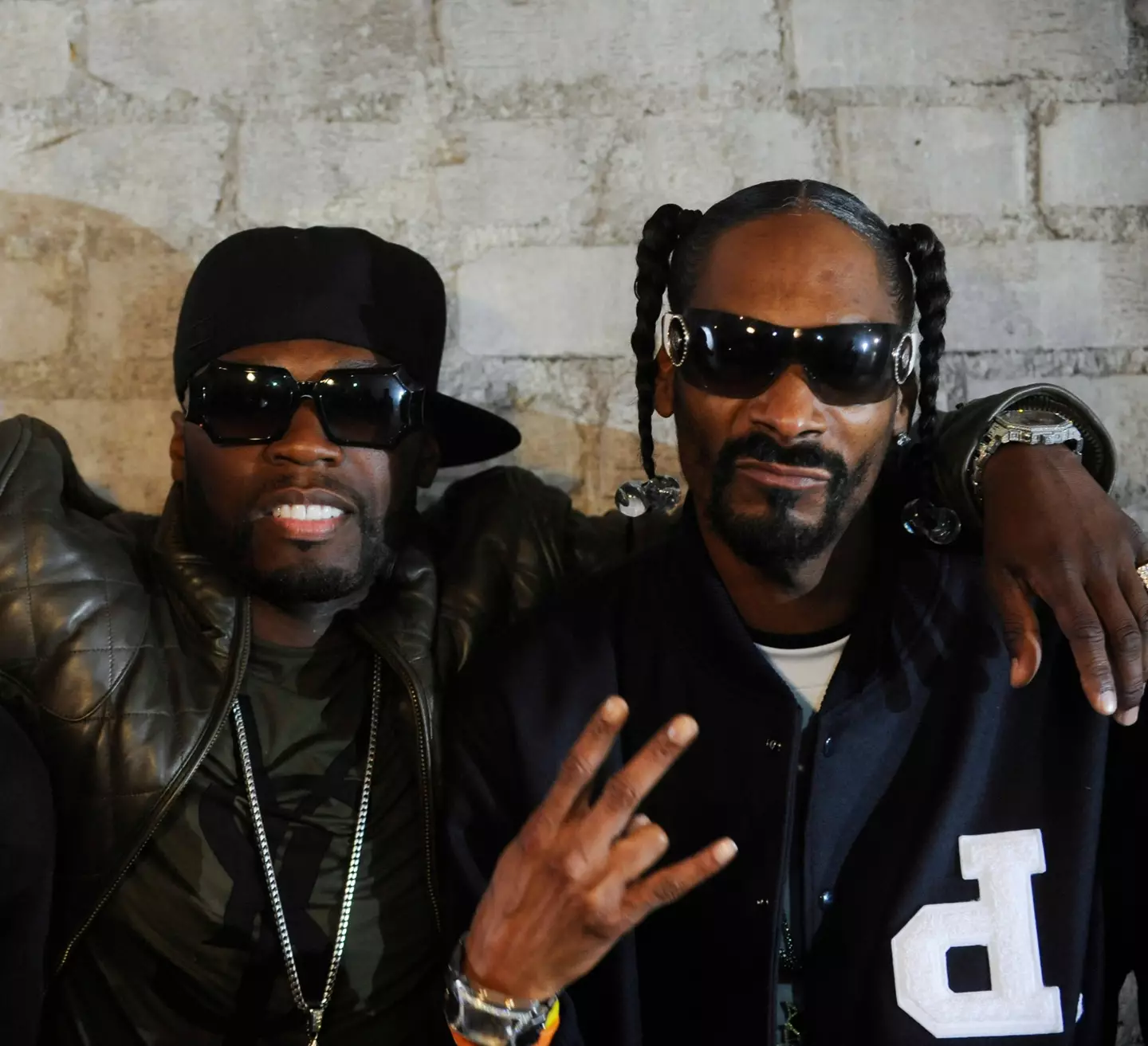 50 Cent says there is one person who can smoke more weed than Snoop Dogg.