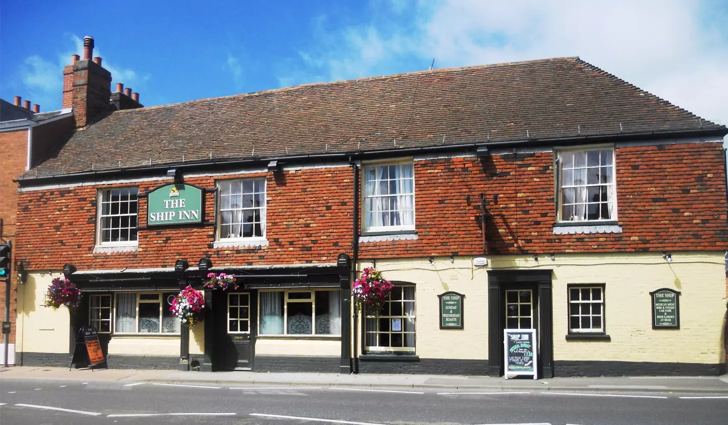 The Cow Shed has hit back at internet trolls following the revelation of their breakfast price (Facebook)